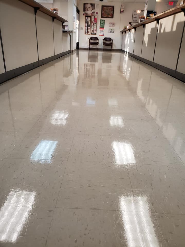 Maintenance VCT floor